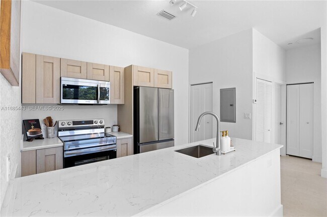 21850 Old Dixie Hwy Unit 001