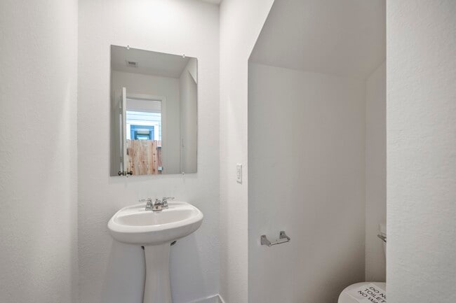 Photo - 21463 Carosella Dr