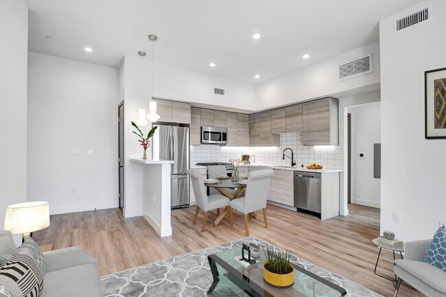 Photo - THE ROSE. at OVERLAND