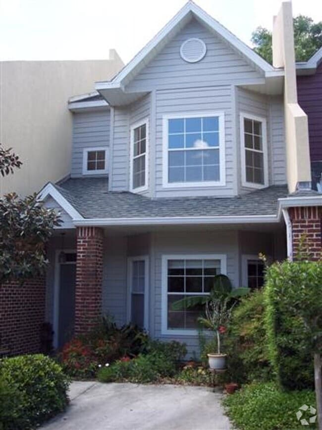 Building Photo - Monticello Condominiums-Two Bedroom/Two Ba...