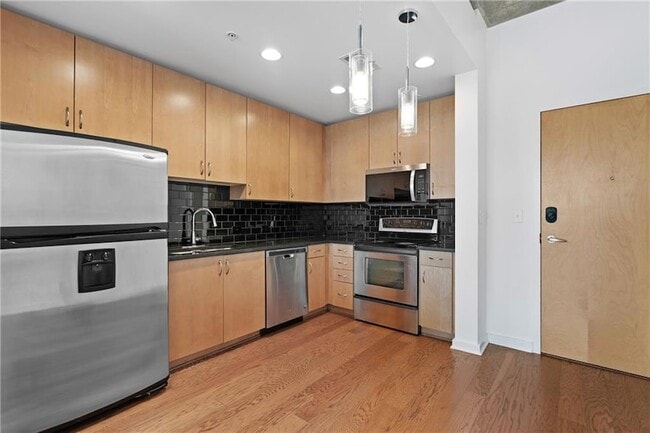 Photo - 860 Peachtree St NE Unit 1313