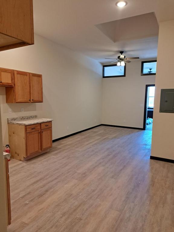 Photo - 12 Minnesota Ave E