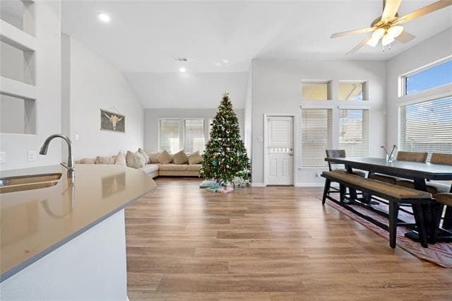 Photo - 16521 Garden Dr