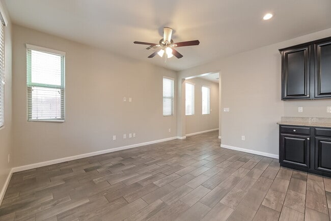 Photo - 6388 Kellyville Dr