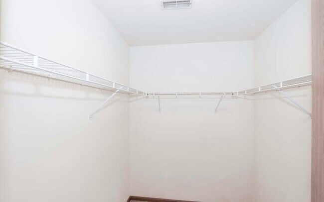 Photo - 437 Village Creek Dr