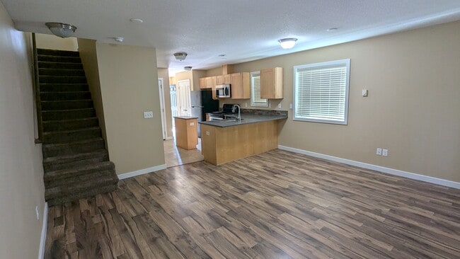 Photo - 10417 NE 5th Cir Townhome