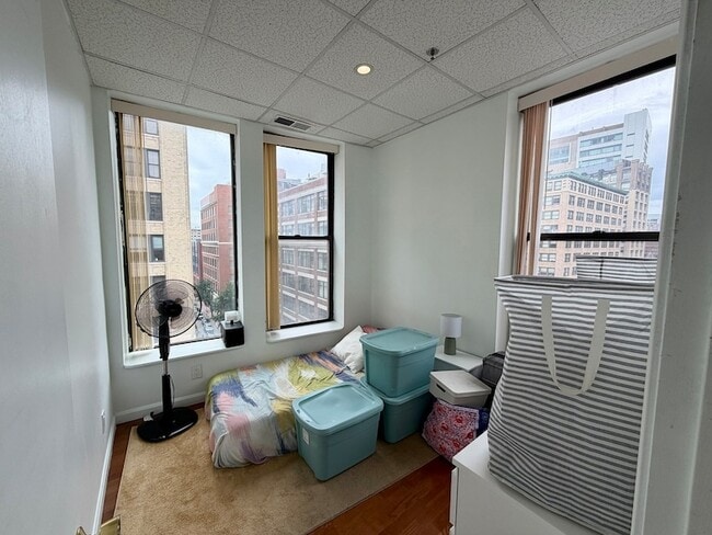 72 Kneeland St Unit 705