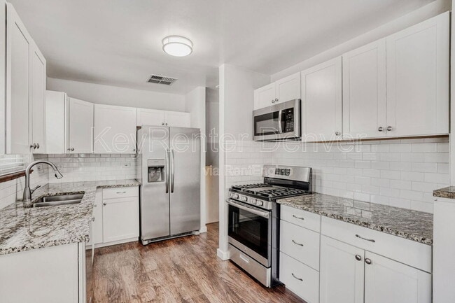 Photo - 201 S Meade St