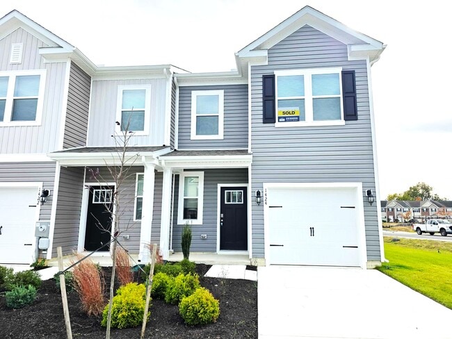 Photo - 1424 Sugarplum Ln