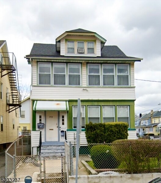 705 Chancellor Ave Rental For Rent in Irvington, NJ