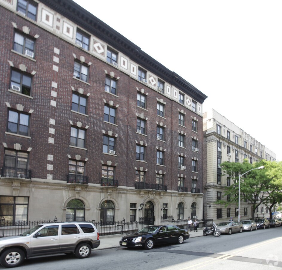 Primary Photo - 191 Claremont Ave Apartments