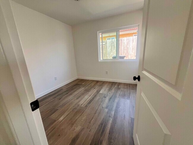 Photo - 6915 Ramfos Cir