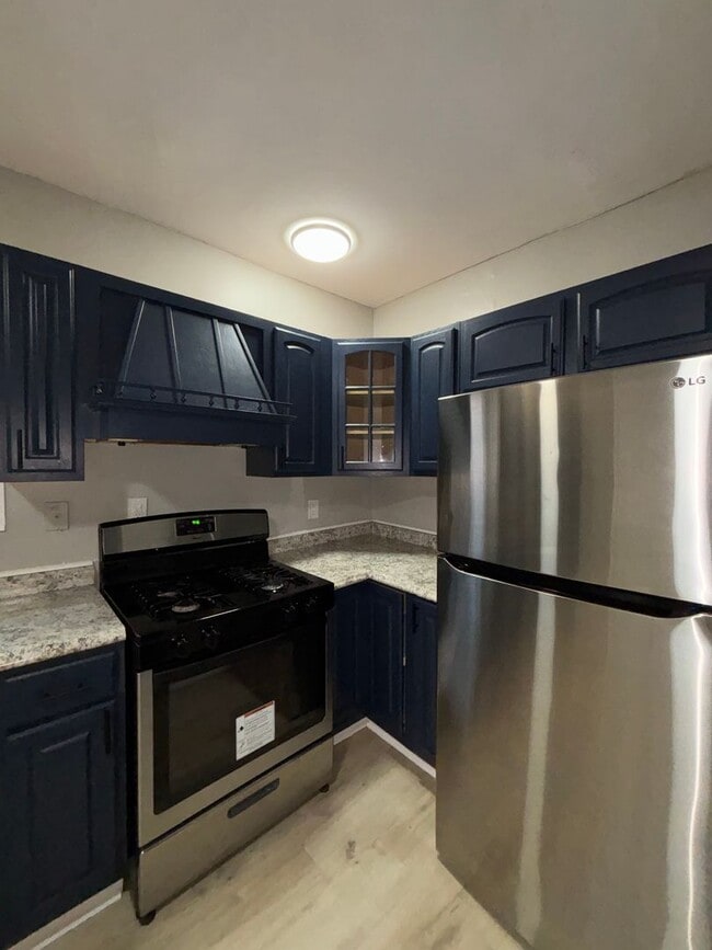 Building Photo - 3948 Alder St Unit 1R