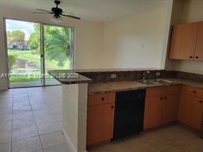 Photo - 8223 SW 27th St