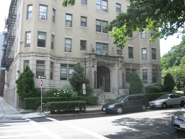 Photo - 50 Charlesgate E Unit 194