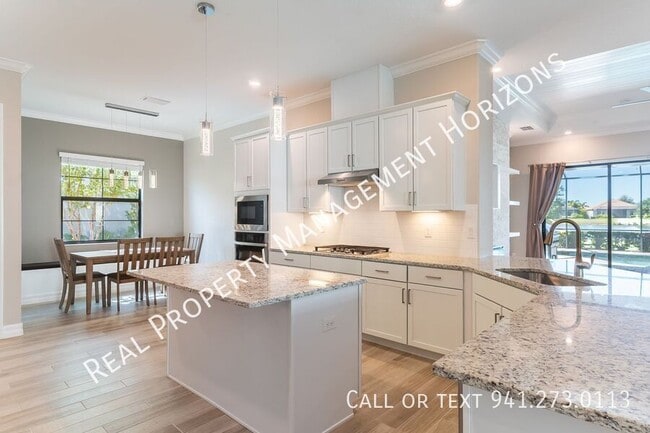Photo - 7036 Highgate Ln