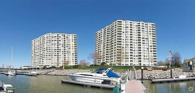 Building Photo - 7501 River Rd Unit 3C Rental