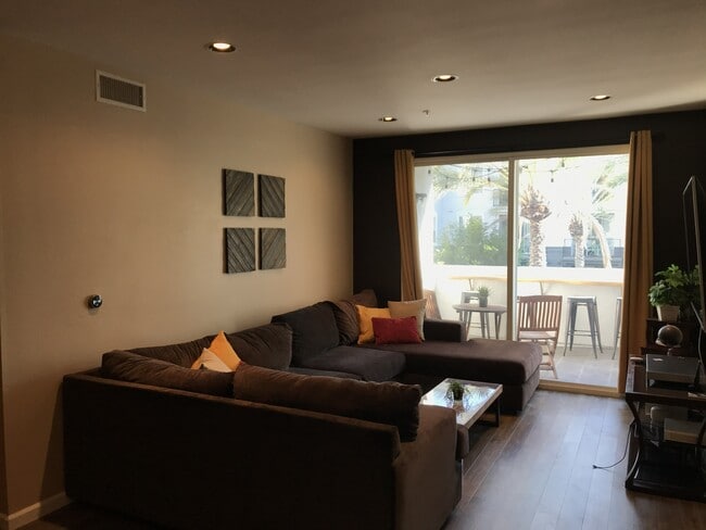 Living Room - 1801 E Katella Ave Unit 3034