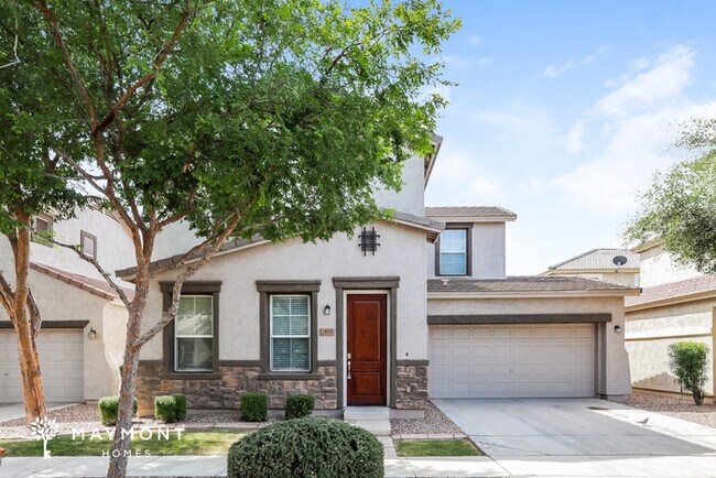 Building Photo - 4353 E Carla Vista Dr