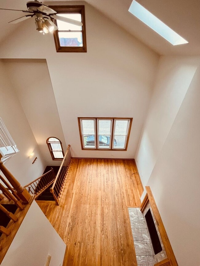 Building Photo - Kennelly Properties - 1336 Unit 2