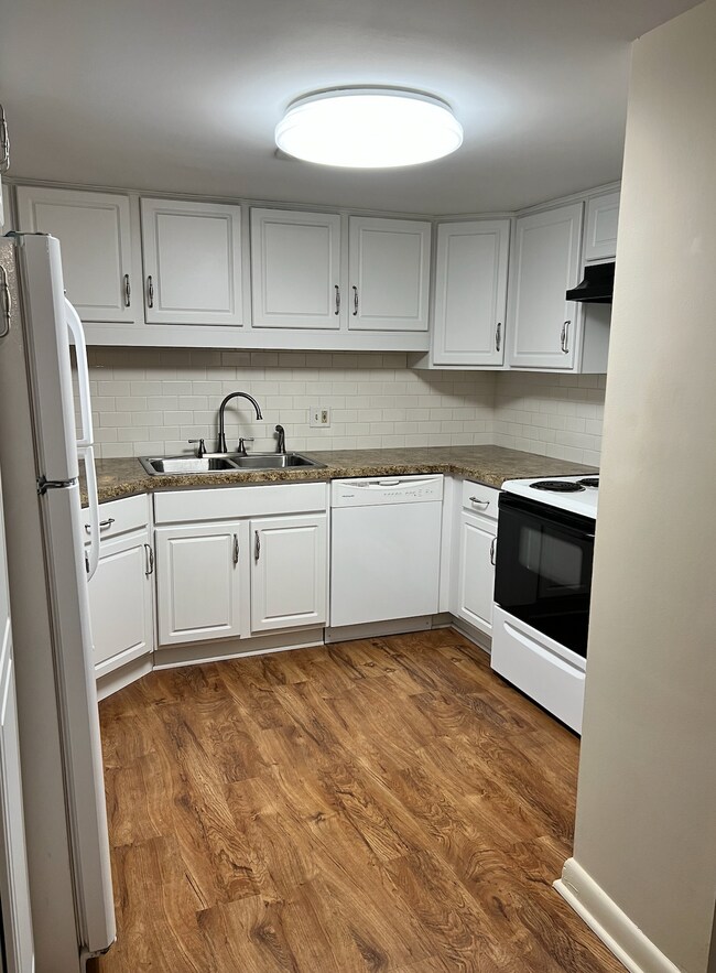 Remodeled Kitchen - 3939 Market Ave N Apartments Unit 2G