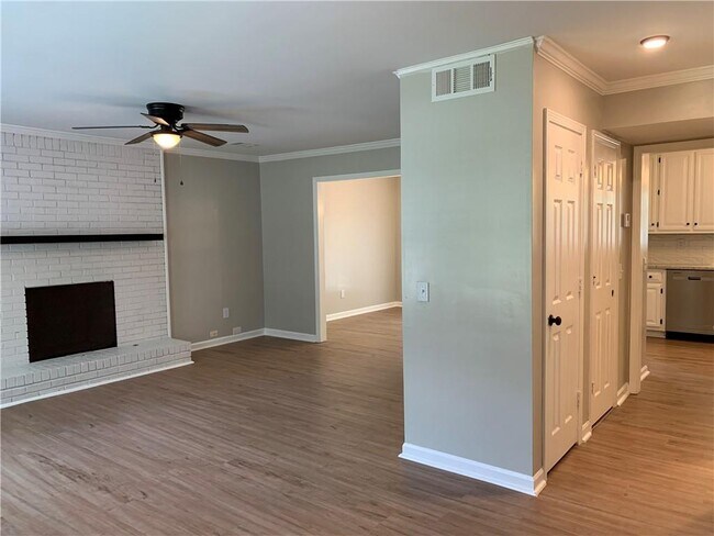 Photo - 5234 Wexford Ln