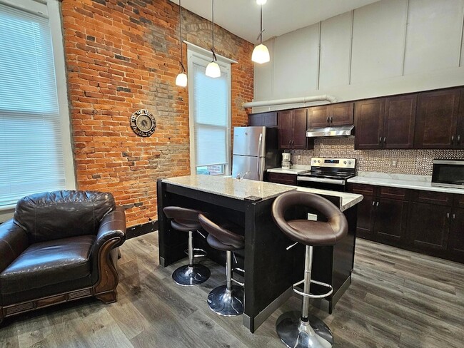 Photo - 4 N Park Pl Unit 4303