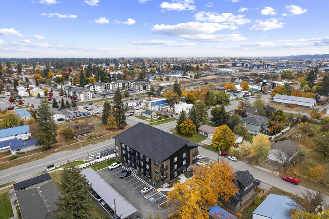 Building Photo - Sawtooth Flats Apartments