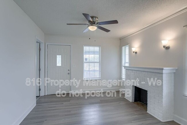 Photo - 6215 S Benton Ave