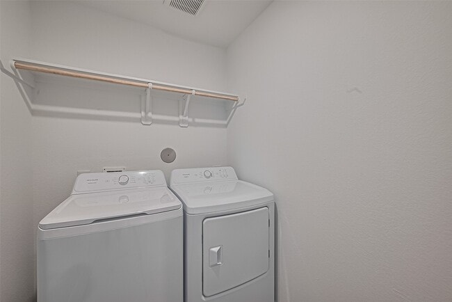 Photo - 28930 Rustic Windmill Wy