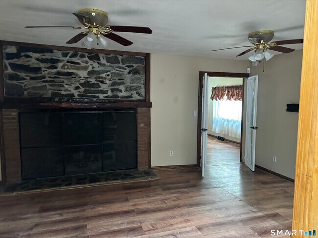 Photo - 324 Wheelers Farm Rd