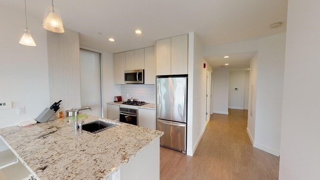 Photo - 80 Fenwood Rd Unit 813