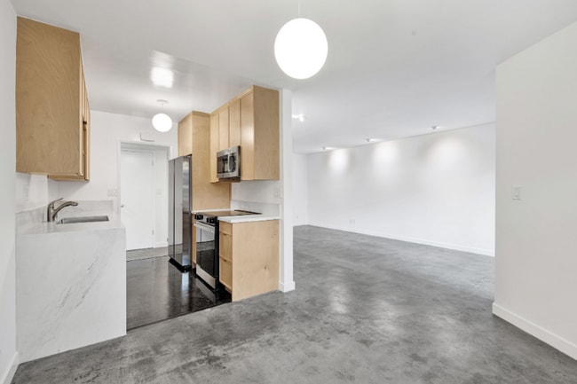 Photo - 7767 Hollywood Blvd Unit 106