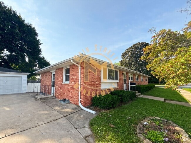 Building Photo - 1313 St Agnes Dr Unit 1313 Rental