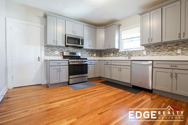 Building Photo - 67 North St