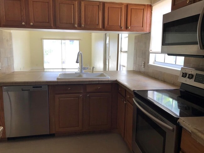 Photo - 1534 Royal Forest Ct