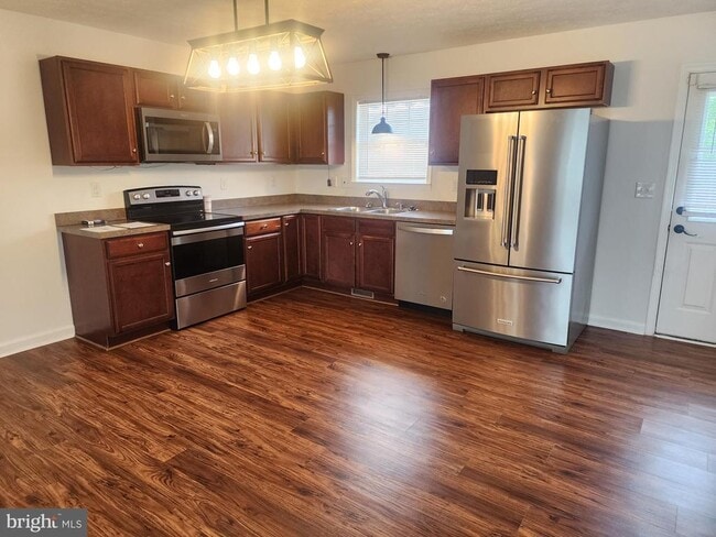 Photo - 227 Tather Dr