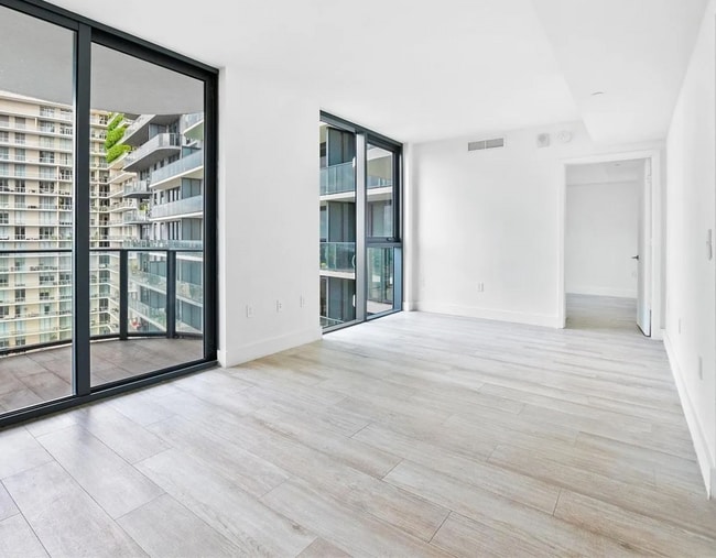 Photo - 121 NE 34th St Unit 2315