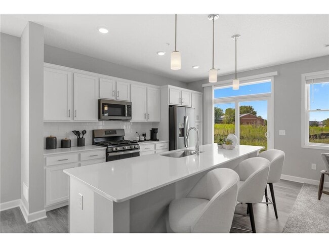 Photo - 9257 4th St N