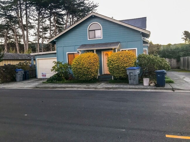 Photo - 430 D St Apartment Unit 430 D #B [PRM: Marlene]