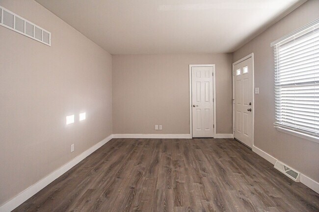 Photo - 2242 Zumbehl Rd Unit 2244