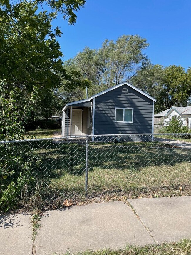 Photo - Darling one bedroom, one bath home!