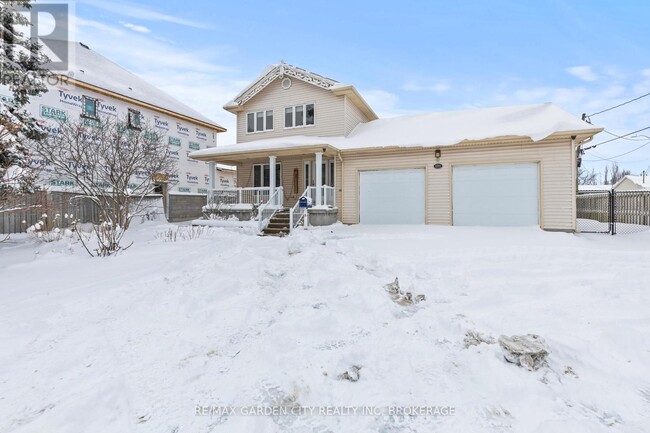 Photo - 101 Moffatt St Unit 2