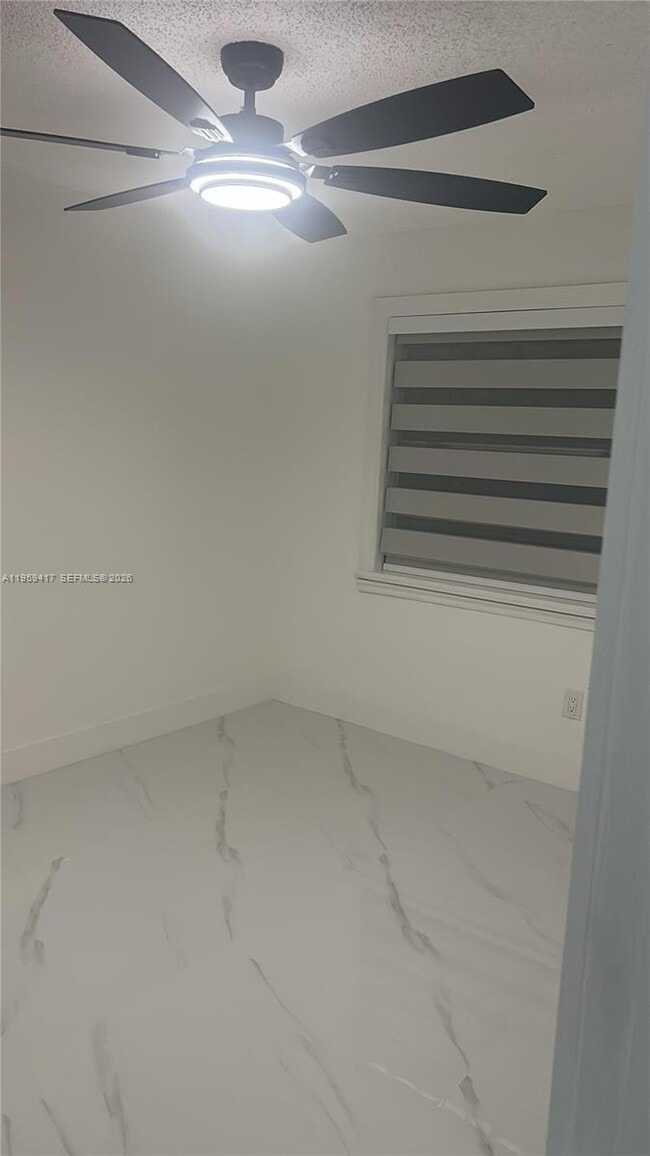 Photo - 12400 SW 259th Terrace Unidad -