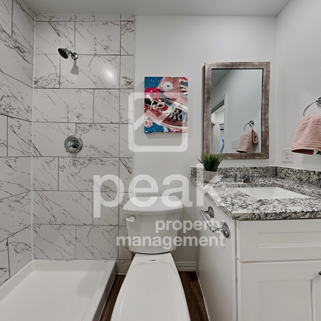 Photo - $1599! 3 Bed/2.5 Bath Townhome!