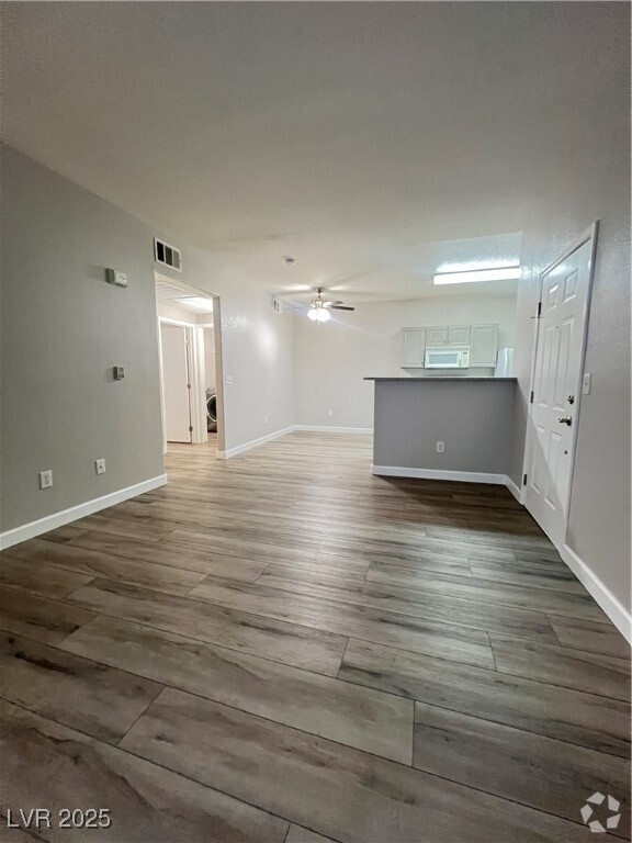 Building Photo - 8250 N Grand Canyon Dr Unit 2023 Rental