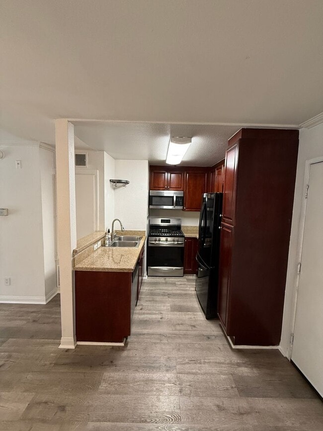 Photo - Modern 1BD/1BA Condo at The Met Warner Center! Ready for Move-In! Unit 119