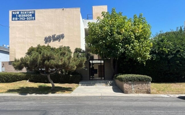 Photo - 11139 Acama Street,