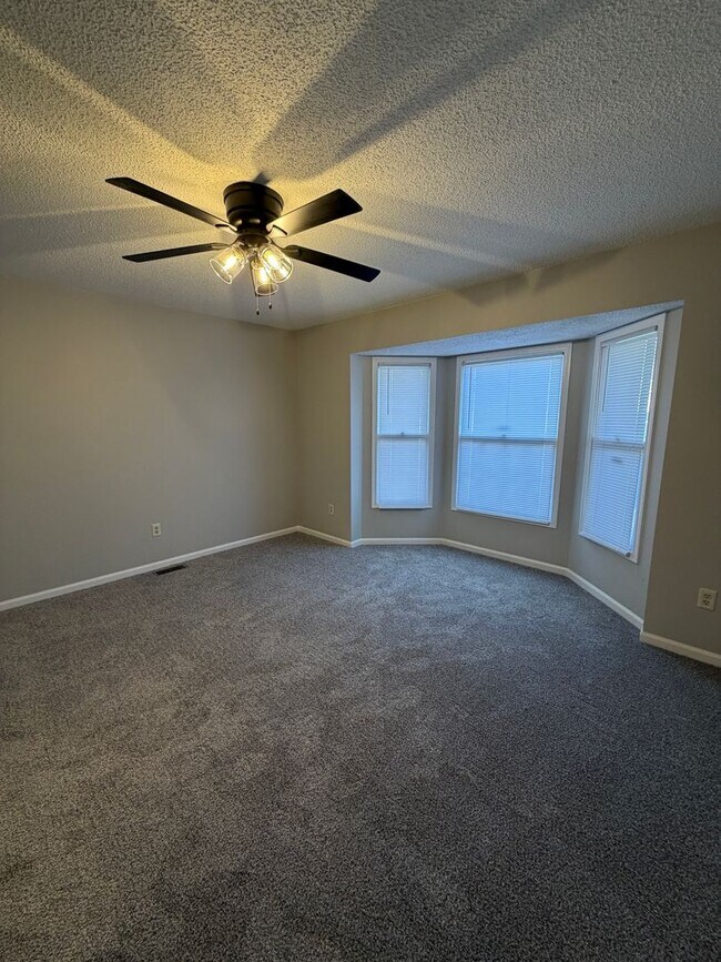 Photo - 1835 S Stacey St Unidad 1835 S. Stacey