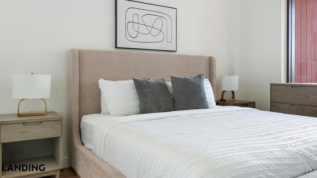 Building Photo - 632 Howard Rd SE